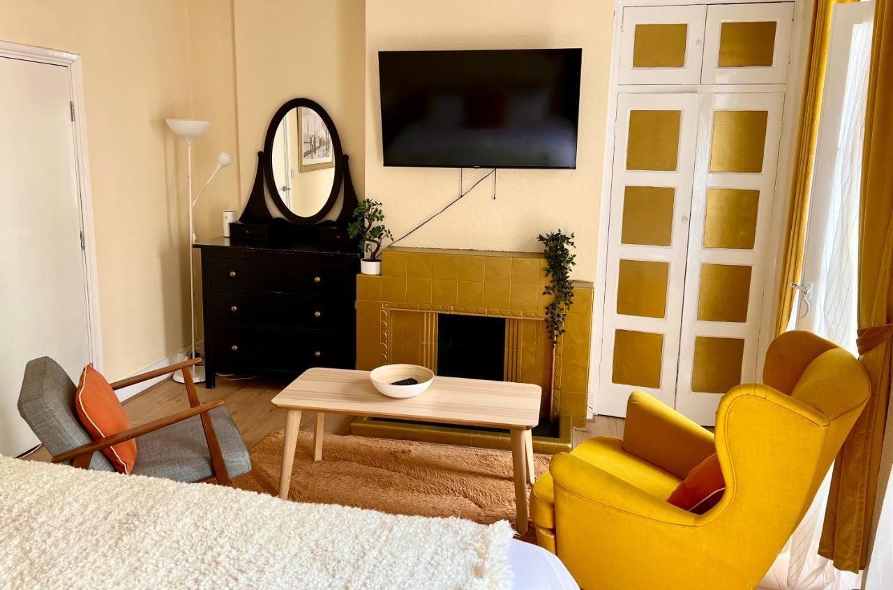 Candy Cafe Apartment London Ngoại thất bức ảnh