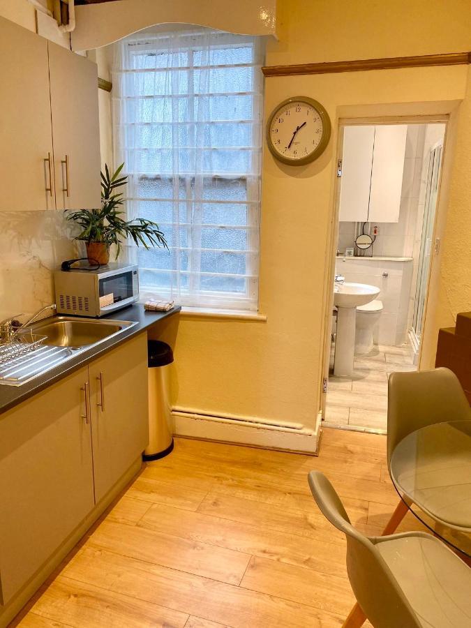 Candy Cafe Apartment London Ngoại thất bức ảnh
