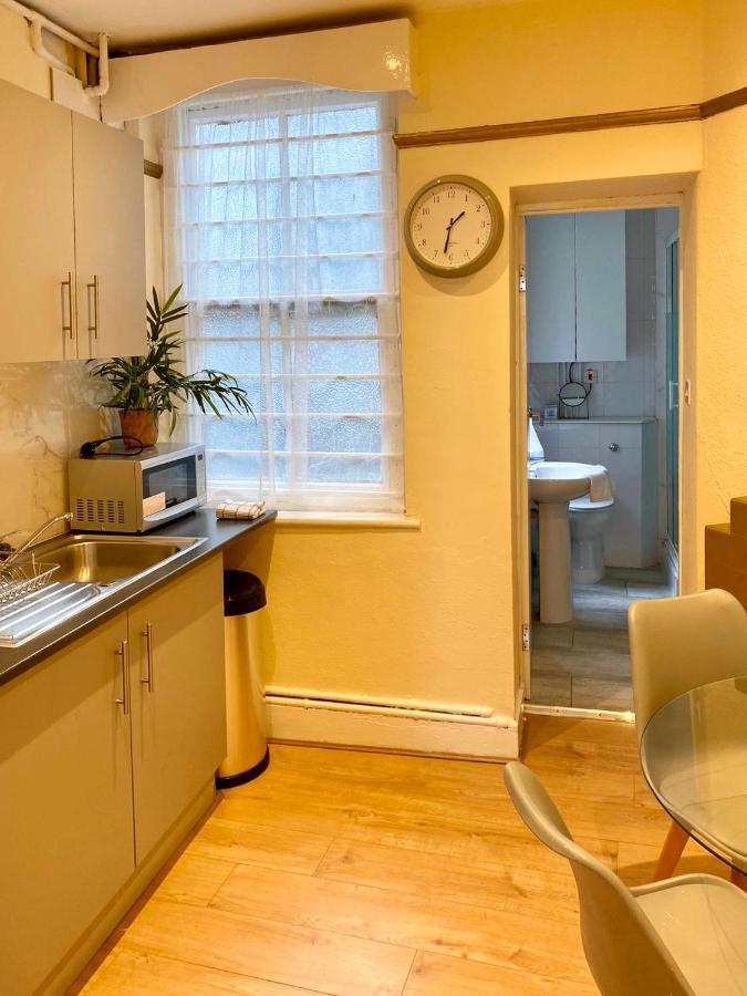 Candy Cafe Apartment London Ngoại thất bức ảnh
